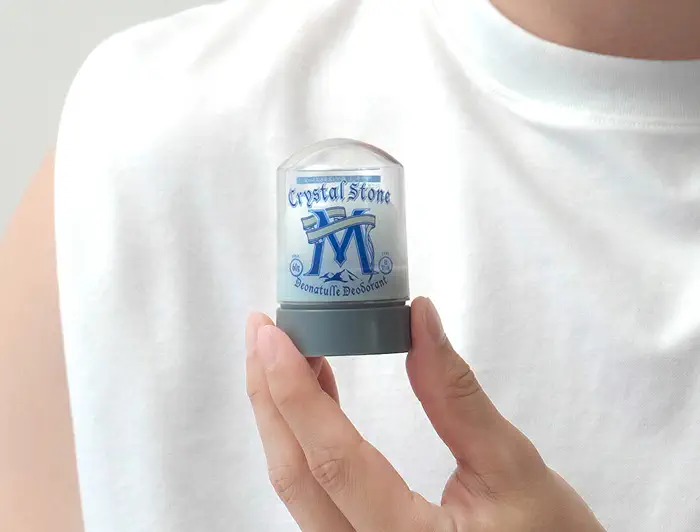 男クリスタルストーン